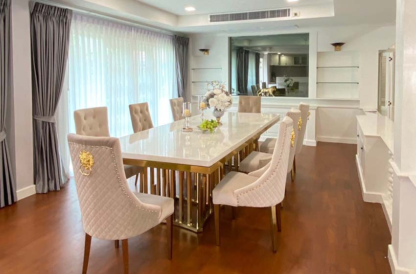 House with Shared Pool in Srinakarin 